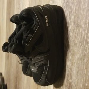 Kids black Nike Air Max size8c